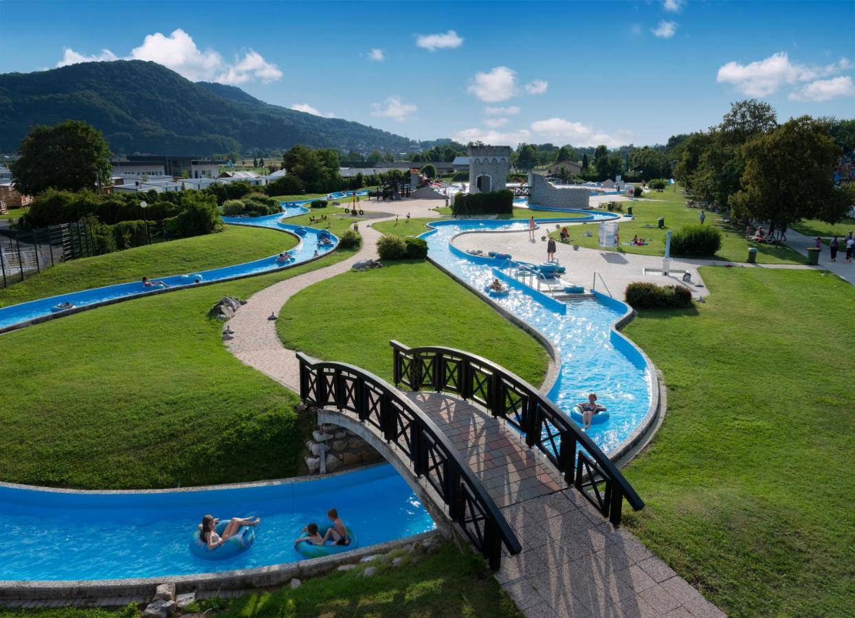 Terme Village - Mobile Homes Catez ob Savi Exteriör bild